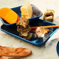 Splatter Fest Enamel Roasting And Serving Dish, Cobalt Blue 8 Splatter Fest Enamel Roasting And Serving Dish, Cobalt Blue -Sous Chef Sales Boutique 0005 Kapka 0256