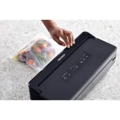 Anova Sous-Vide Professional Vacuum Sealer -Sous Chef Sales Boutique AO0012 AnovaSous VideProfessionalVacuumSealer lifestyle1