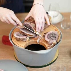 Cookut Wooden Chopping Board -Sous Chef Sales Boutique CT0005ACookutWoodenChoppingBoard 24cmlifestyle