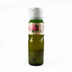 Ozeki Kanjyuku Umeshu With Plum, 700ml