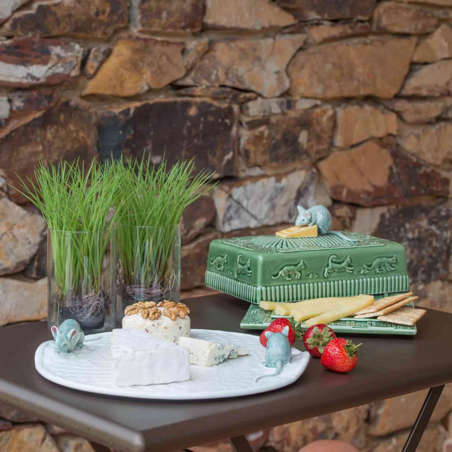 Bordallo Pinheiro Cheese Tray With Mouse And Lid 3 Bordallo Pinheiro Cheese Tray With Mouse And Lid - Image 3