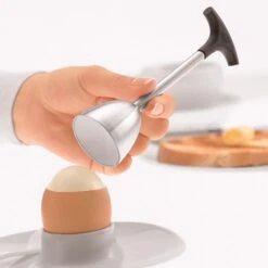 Rosle Modern Classics Egg Cracker -Sous Chef Sales Boutique RO0081 RosleModernClassicsEggCracker lifestyle