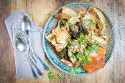 Chouseki Blue Gold Plate 28.5cm Dia X 3.5cm -Sous Chef Sales Boutique chouseki blue gold plate kampot pepper crab above