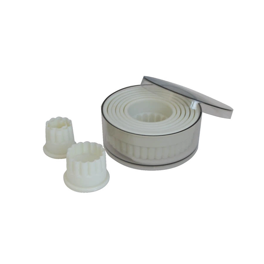 De Buyer Box Of 9 Fluted Round Pastry Cutters 1 De Buyer Box Of 9 Fluted Round Pastry Cutters