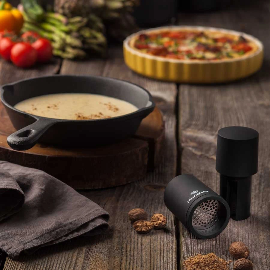 Microplane Black Spice Mill 3 Microplane Black Spice Mill - Image 3