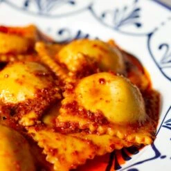 Ravioli Tray - 12 Large Round Ravioli 52mm X 52mm -Sous Chef Sales Boutique ravioli making 55 0000 Layer3